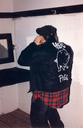 johnny-heropigg-punker